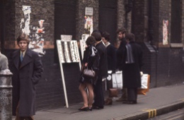Photographs of life in London in the 60's (4)