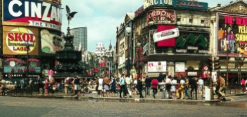 Photographs of life in London in the 60's (5)